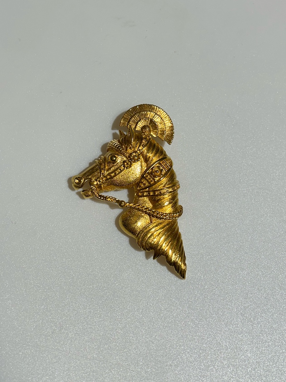 Monet Gold Tone Horse Head Brooch
